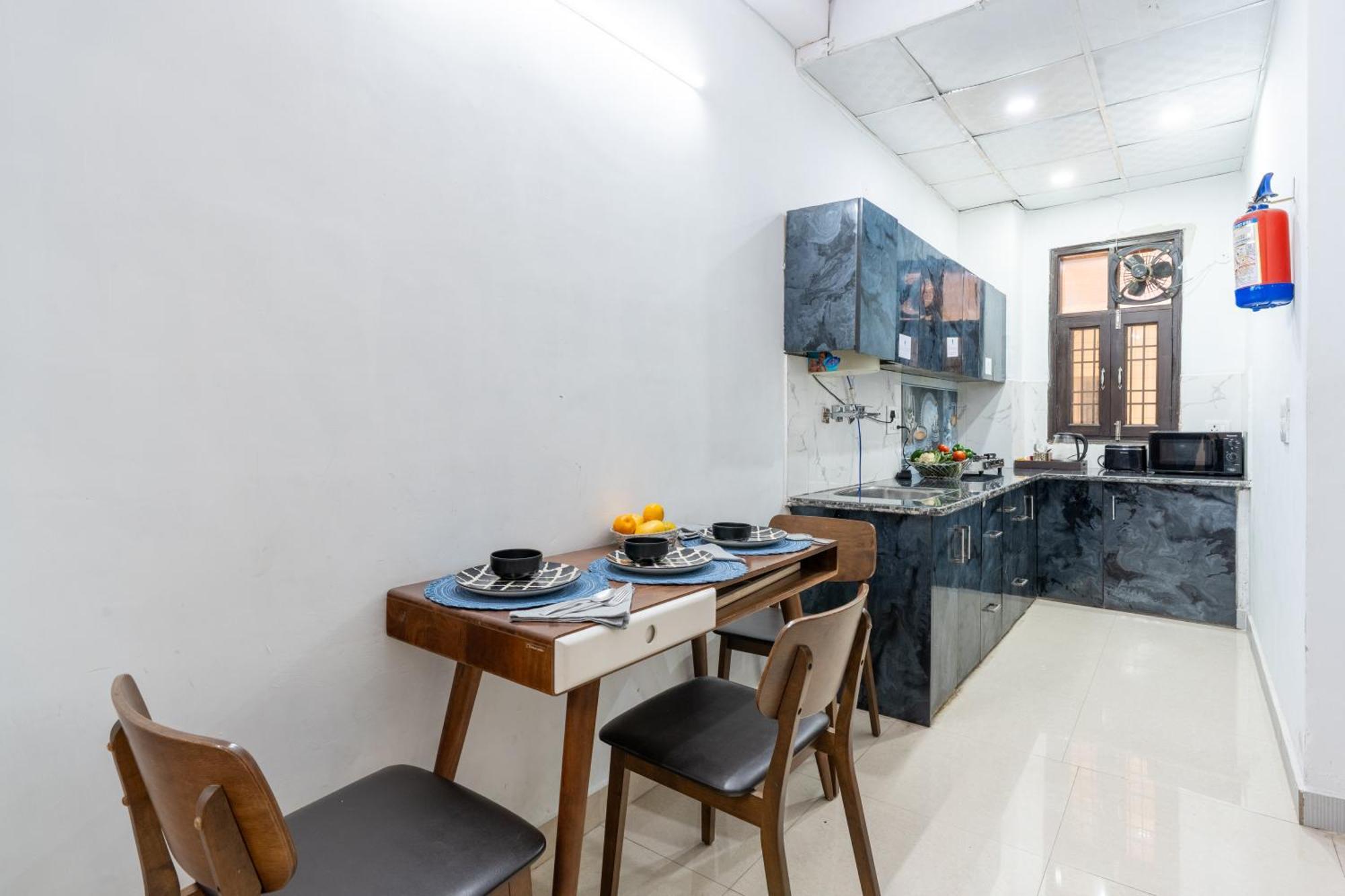Homlee-Vintage 2Bhk-Ndls-Lift-Bharat Mandapam Apartment New Delhi Bagian luar foto
