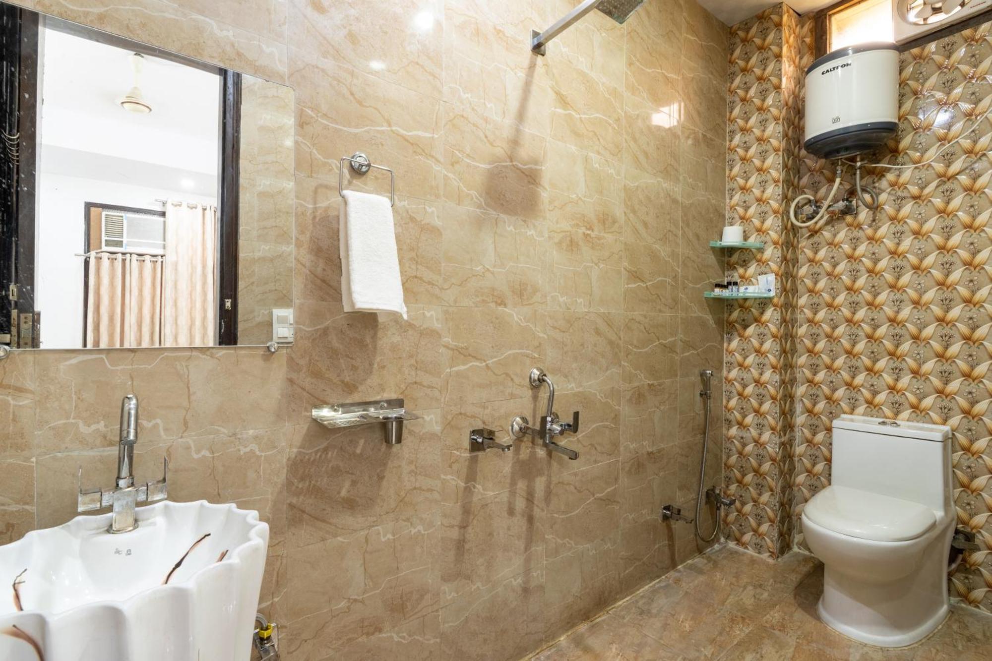 Homlee-Vintage 2Bhk-Ndls-Lift-Bharat Mandapam Apartment New Delhi Bagian luar foto