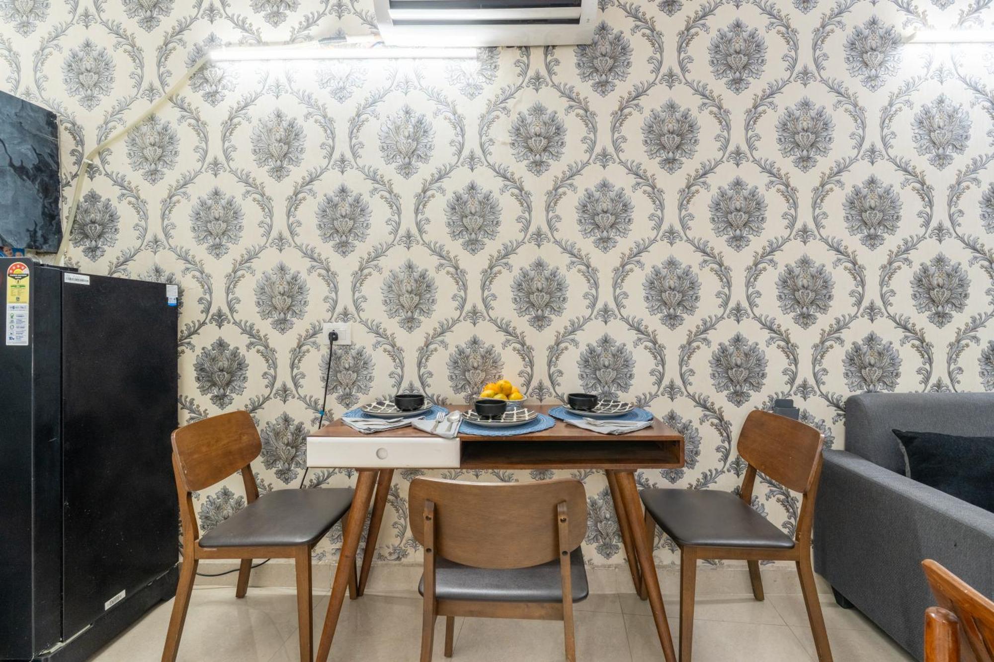 Homlee-Vintage 2Bhk-Ndls-Lift-Bharat Mandapam Apartment New Delhi Bagian luar foto
