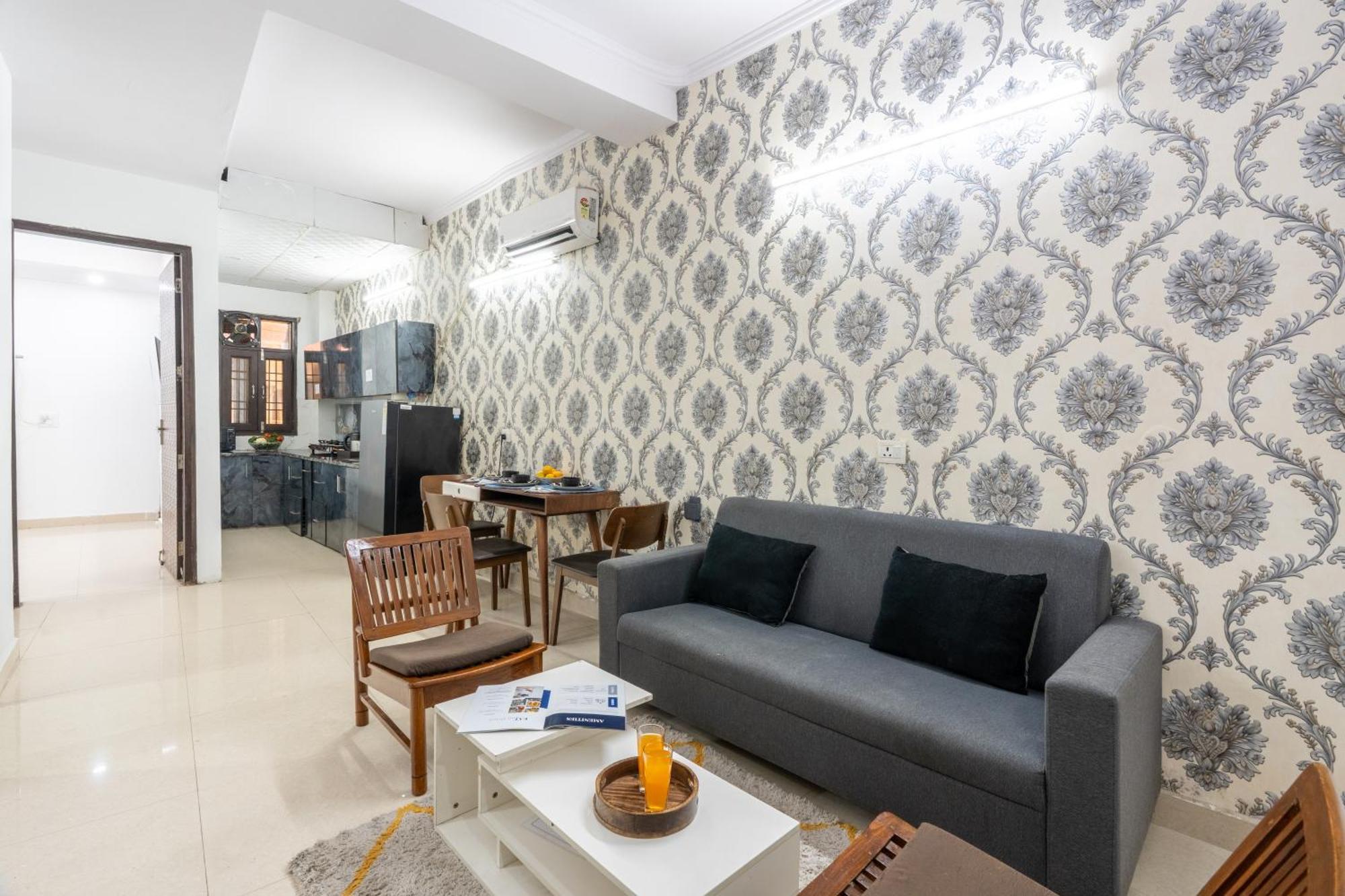 Homlee-Vintage 2Bhk-Ndls-Lift-Bharat Mandapam Apartment New Delhi Bagian luar foto
